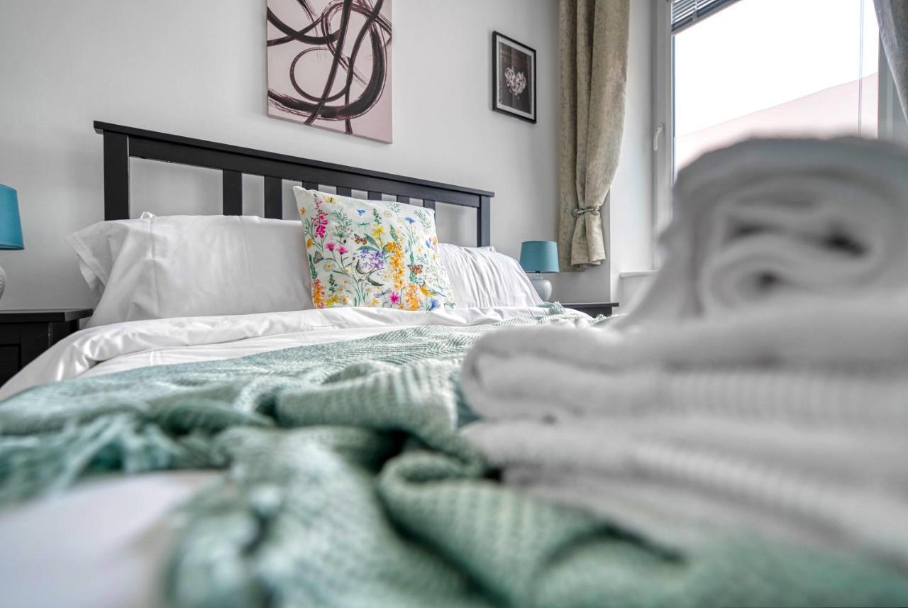 The Post House Two By Fortuna Property 글로스터 외부 사진